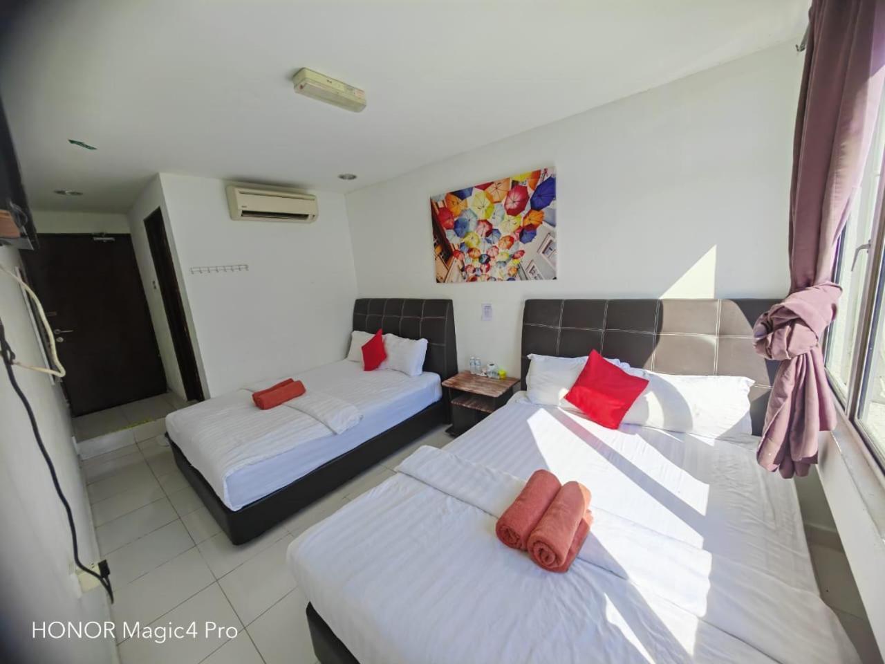 Melawati Ria Hotel Kuala Selangor Exterior foto